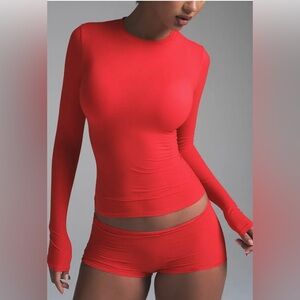 SKIMS Fits Everybody Long Sleeve T-Shirt XS